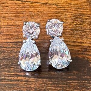 Elegant Sterling Silver 925 CZ dangle Drop post teardrop Earrings